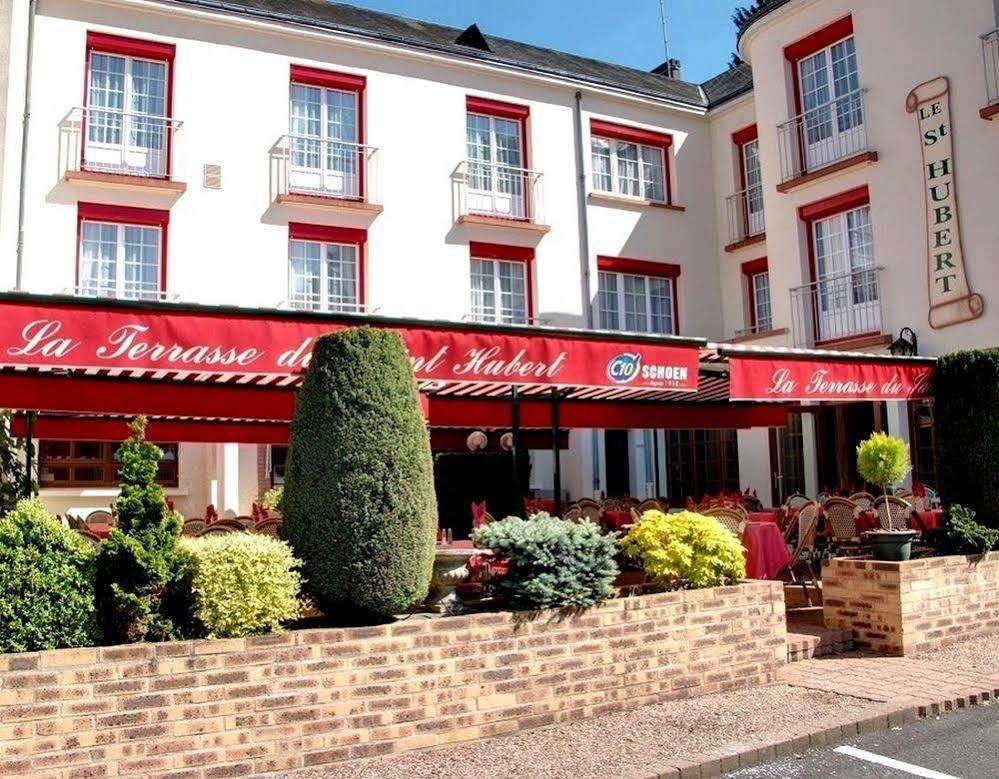 Logis Hotel Saint-Hubert クル・シュヴェルニ エクステリア 写真